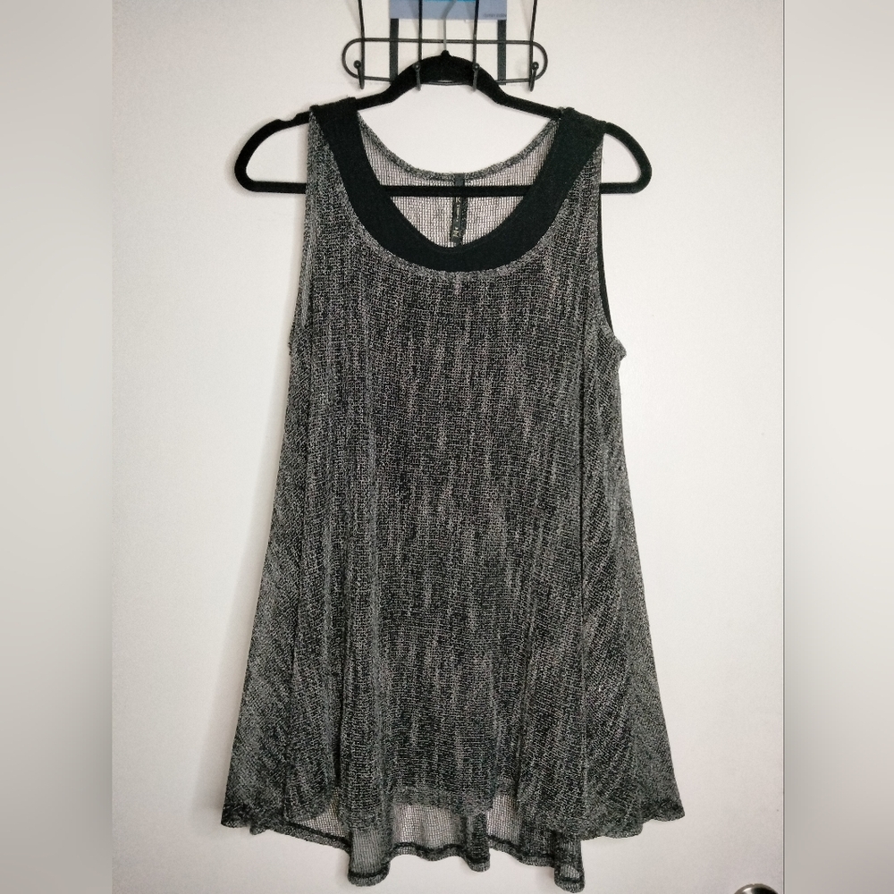 IC By Connie K (Size M) Black & Gray Stretch Fishnet Overlay Sleeveless Tunic